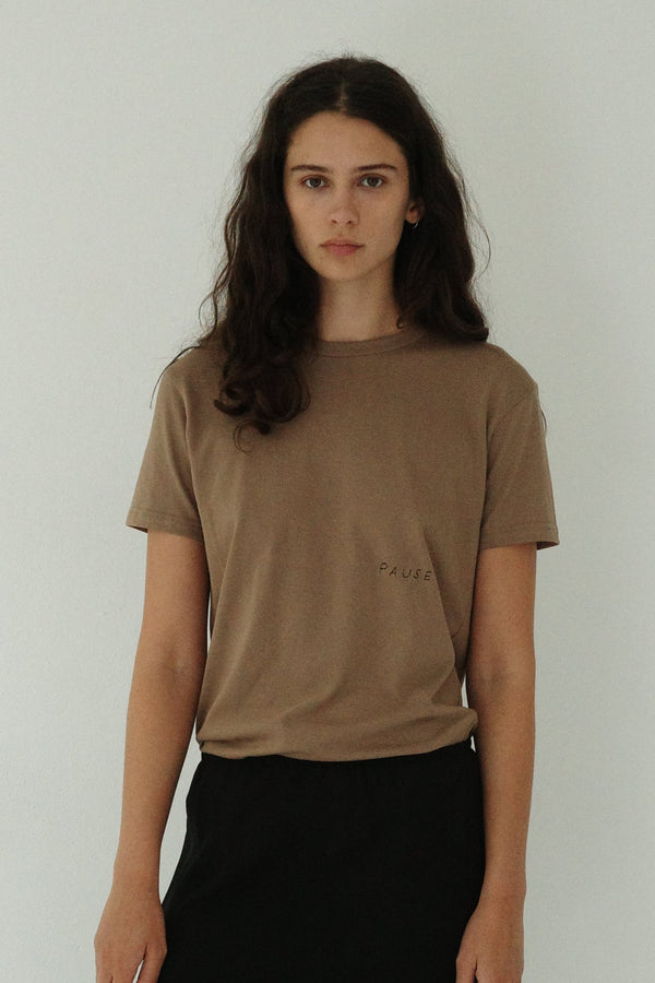 "Pause" Tee - Sand