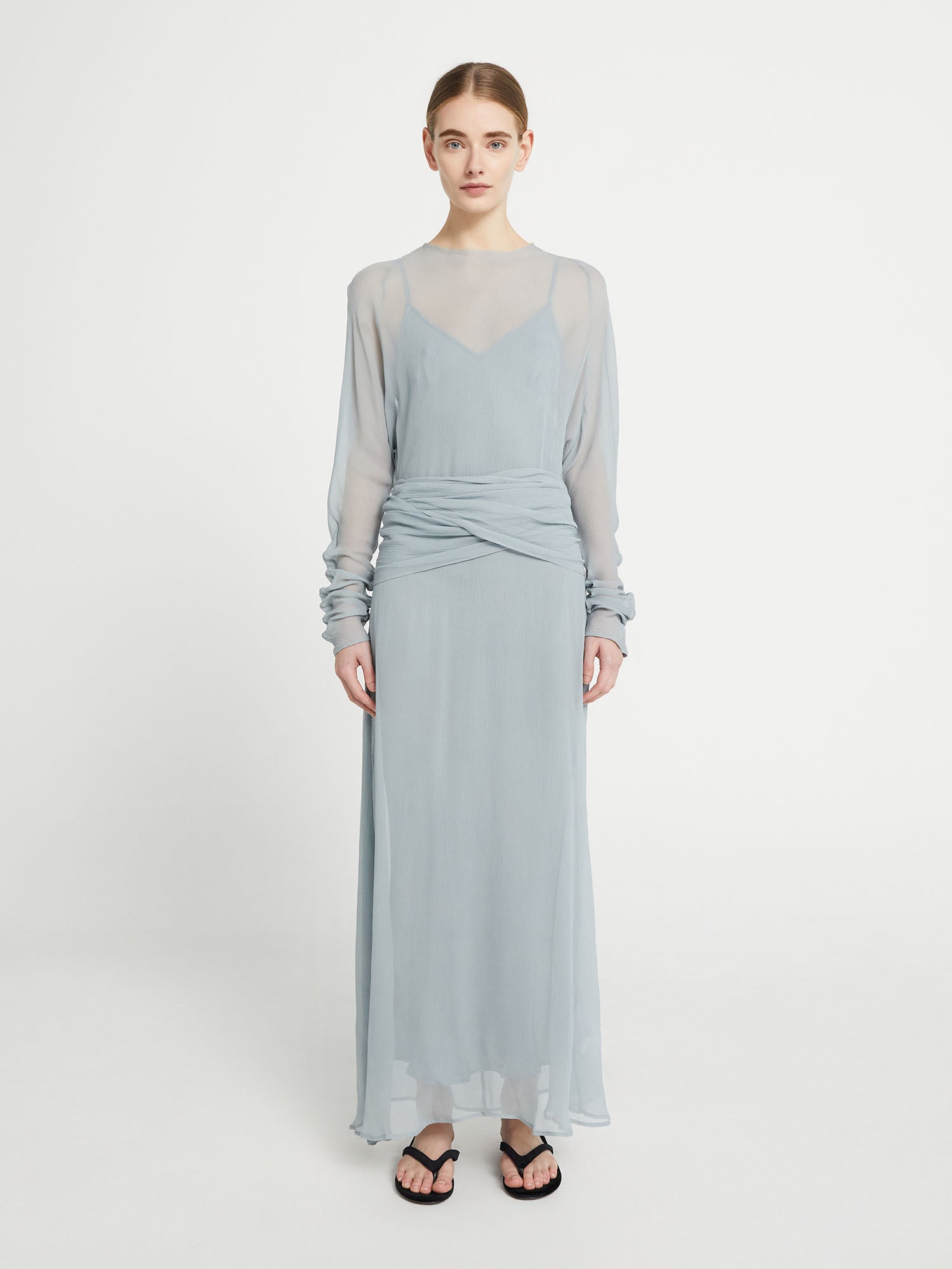 DRESS XVI