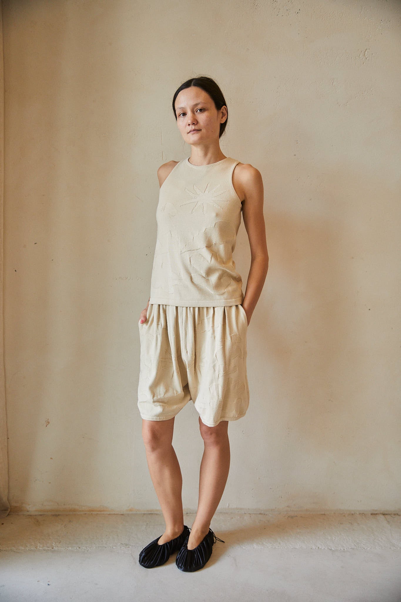 ELODIE embossed knitted singlet